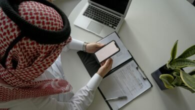أفضل تطبيقات الذكاء الاصطناعي بالعربي